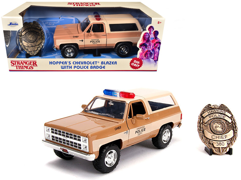 Hopper's Chevrolet Blazer Police Badge Hawkins Police Dept Stranger Things 2016 TV Series 1/24 Diecast Model Car Jada 31111