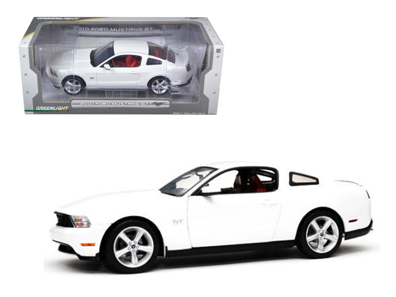 2010 FORD MUSTANG GT COUPE TORCH RED 1/18 DIECAST MODEL CAR BY GREENLIGHT 12813