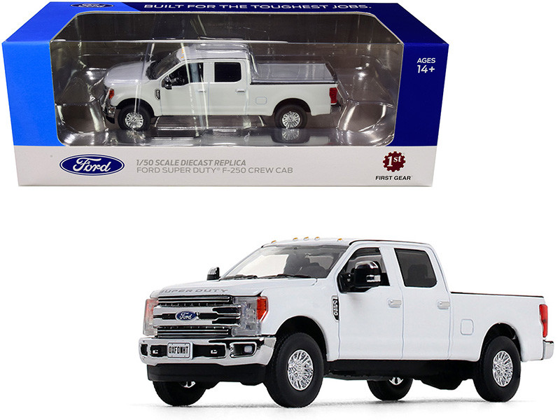 Ford F 250 Crew Cab Super Duty Pickup Truck Oxford White 150 Diecast Model Car By First Gear