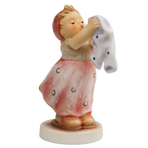 Wash Day Petite Hummel Figurine (HUM 321 4/0) – Little Girl Hanging Laundry