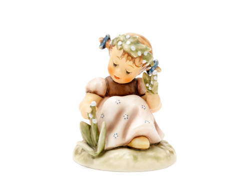 M.I. Hummel 'Garden Splendor' figurine HUM 835 featuring a girl with a floral crown holding a bouquet