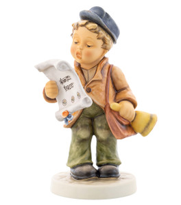 Declaration of Freedom HUM 2114/II M.I. Hummel figurine of a boy ringing a town crier bell. Close-up of the hand-painted golden bell from the M.I. Hummel Declaration of Freedom figurine.