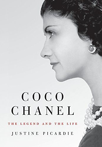 Coco Chanel Revolutionary by Johnson, Chiara Pasqualetti