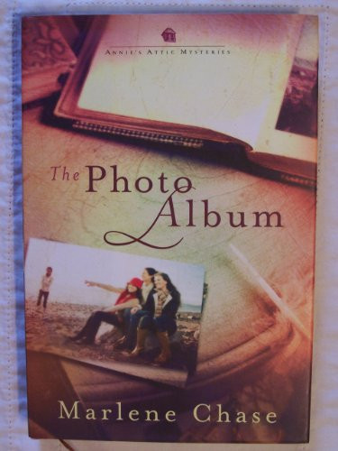Photo Album (Annie's Attic Mysteries)