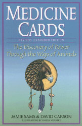 Medicine Cards: The Discovery of Power Through the Ways of Animals by Jamie Sams