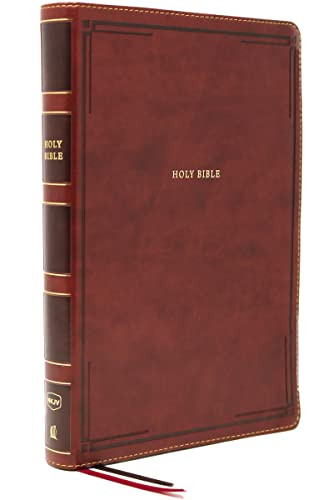 Holy Bible Giant Print Thinline Thumb Indexed Version (NKJV)