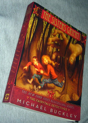 The Fairy Tale Detectives (The Sisters Grimm Book 1)