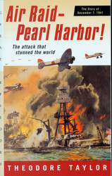 Air Raid--Pearl Harbor!: The Story of December 7 1941