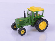 1/64 John Deere 4520 2001 National Farm Toy Show