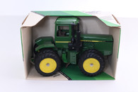 1/16 John Deere 8650 