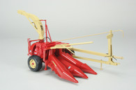 1/16 Gehl 700 Chopper with corn and hay heads 
