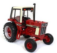 1/16 International 886 National Farm Toy Show