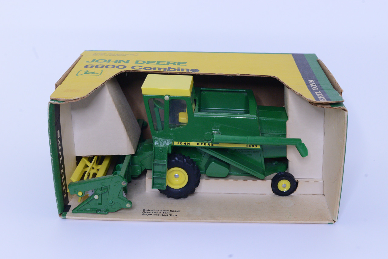 john deere 6600 toy combine