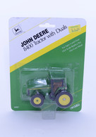 1/64 John Deere 8400 with Duals 