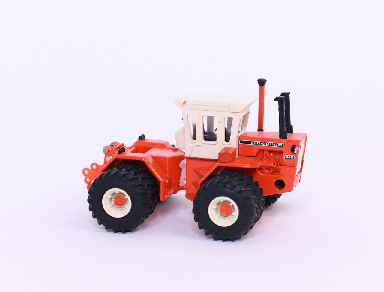 1/64 Allis Chalmers 440 - 2017 National Farm Toy Show - Windy Hill
