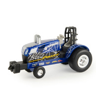 1/64 New Holland Blue Power Pulling Tractor