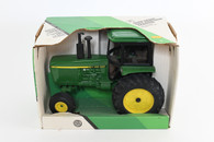 1/16 John Deere 4255