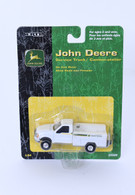 1/64 John Deere Service truck 