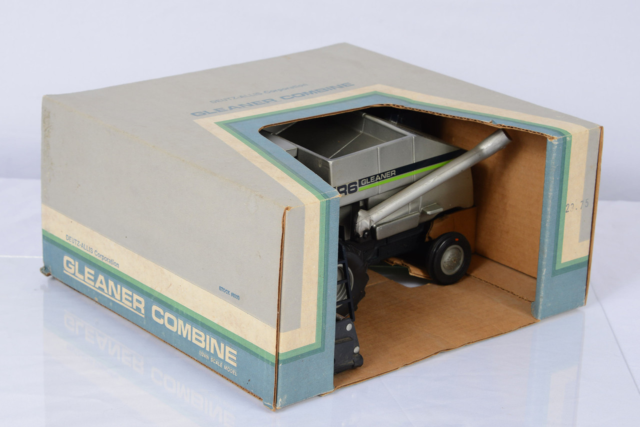 1/24 DuetzAllis Gleaner R6 Combine Windy Hill Farm Toys