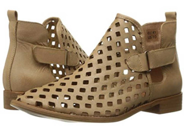 Pair View: Women's Shoes, Women's Bootie, Perforated leather, 1/2" heel, Musse & Cloud, Color: Taupe