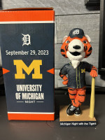 Paws Michigan/Detroit Tigers Bobblehead