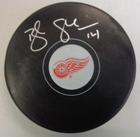 Brendan Shanahan Autographed Detroit Red Wings Souvenir Logo Puck     