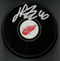 Henrik Zetterberg Autographed Detroit Red Wings Souvenir Puck