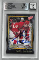Pavel Datsyuk Autographed 10 Grade 2001/02 Bowman Young Stars Rookie Card w/ HOF