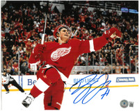 Dylan Larkin Autographed Detroit Red Wings 8x10 Photo #1