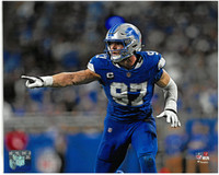 Aidan Hutchinson Unsigned 8x10 Photo #2