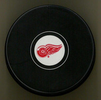 Mike Modano Autographed Detroit Red Wings Logo Puck (Pre-Order)