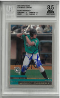 Miguel Cabrera Autographed 2000 Topps Traded T#40 Rookie Card Auto 10 Card 8.5