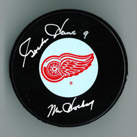 Gordie Howe Autographed Detroit Red Wings Puck w/ "Mr. Hockey"