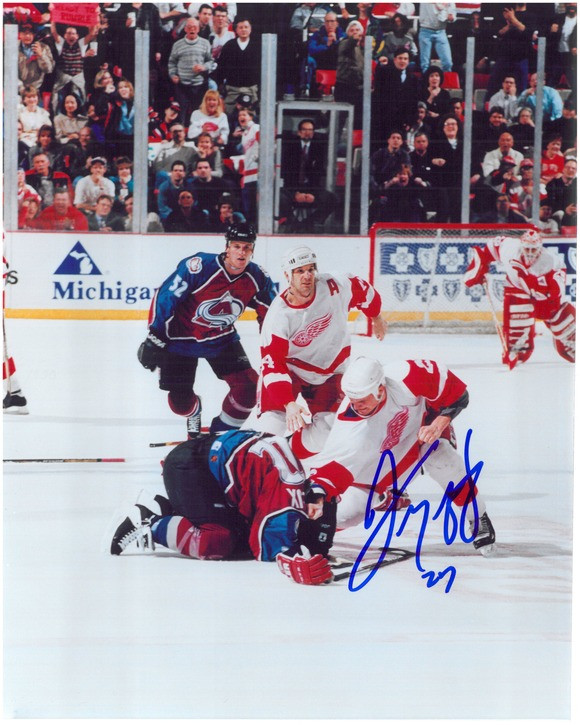 Darren McCarty Autographed 8x10 Photo #1 - Fight vs. Claude