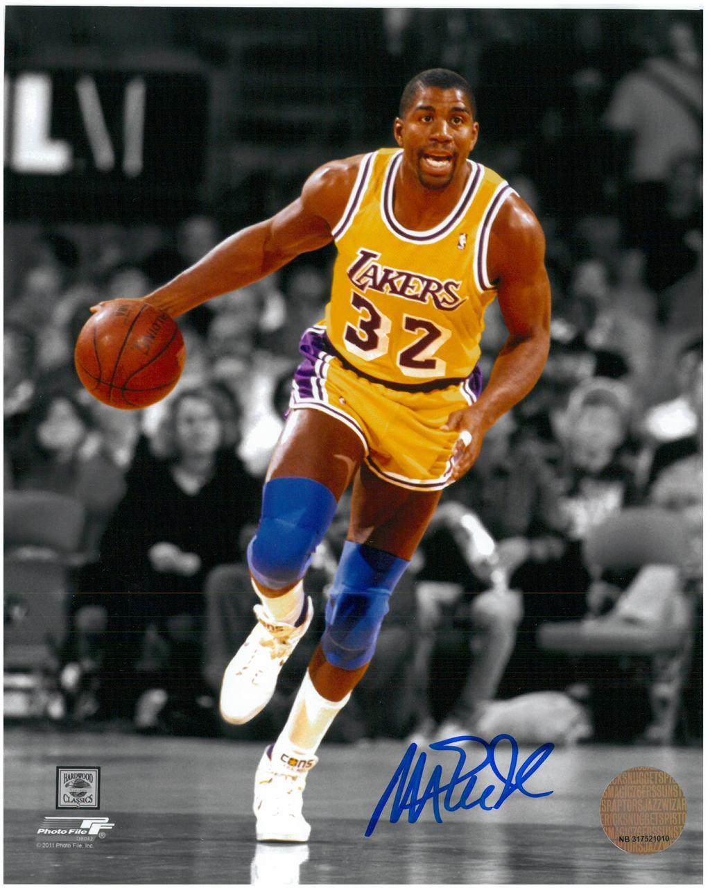 Magic Johnson Autographed LA Lakers 8x10 Photo #6 - Spotlight