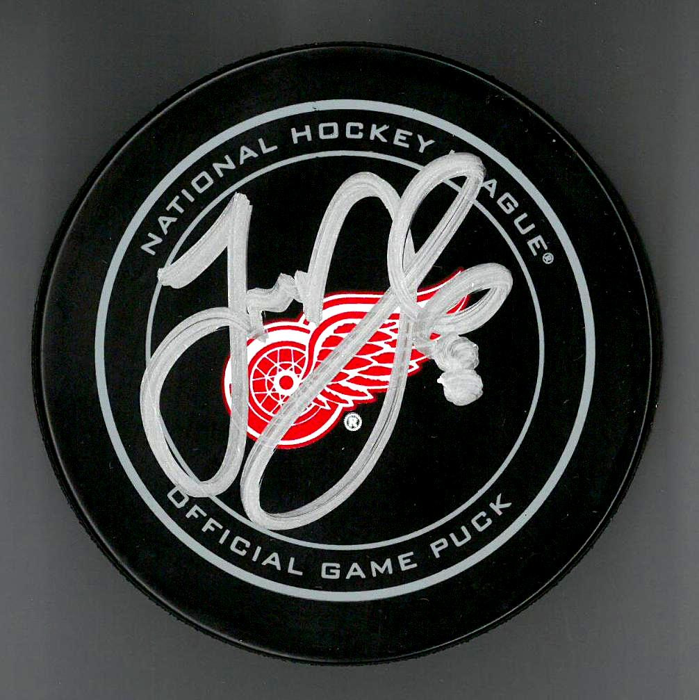 Justin Abdelkader Autographed Detroit Red Wings Game Puck - Detroit City Sports