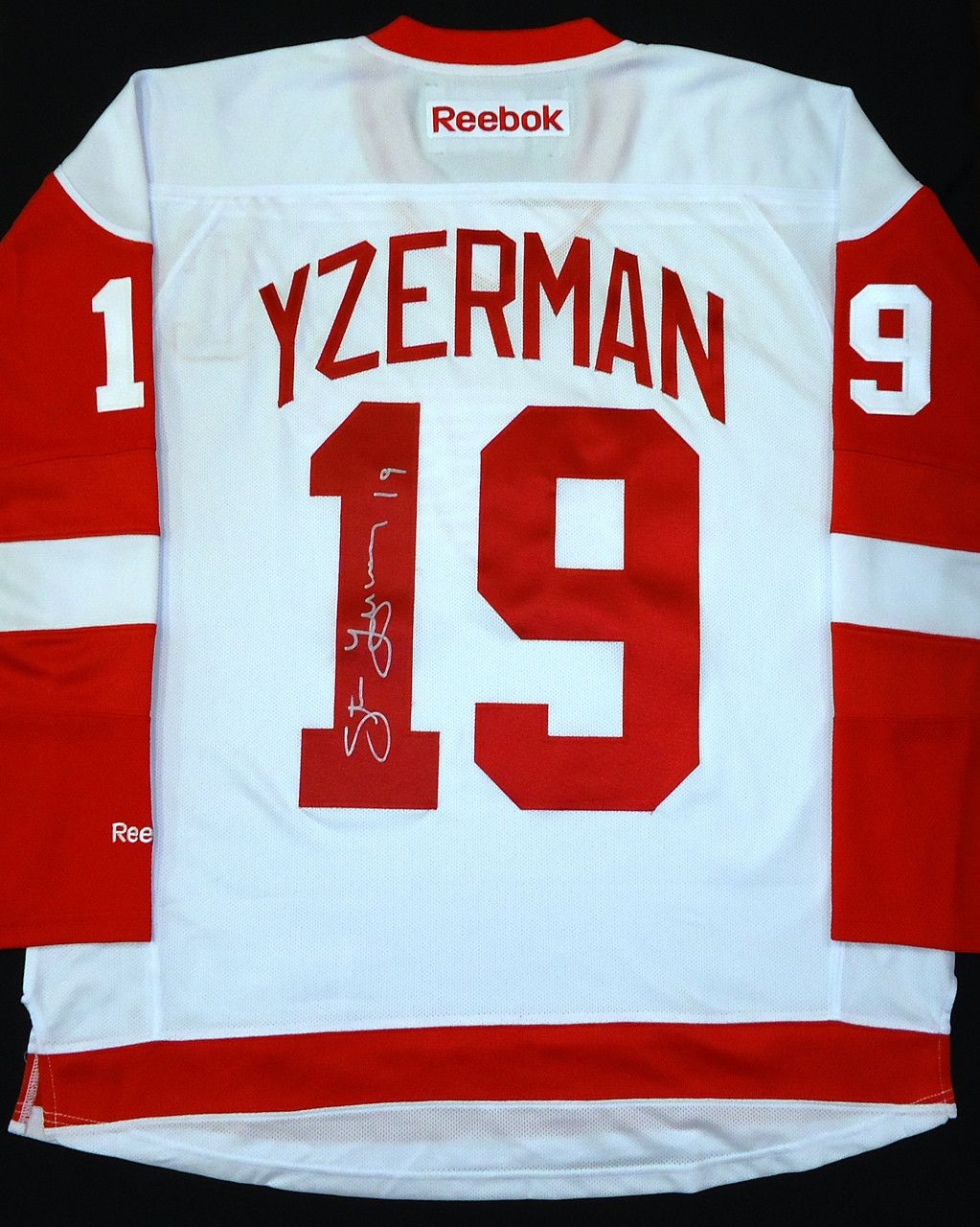Steve Yzerman Autographed Detroit Red 