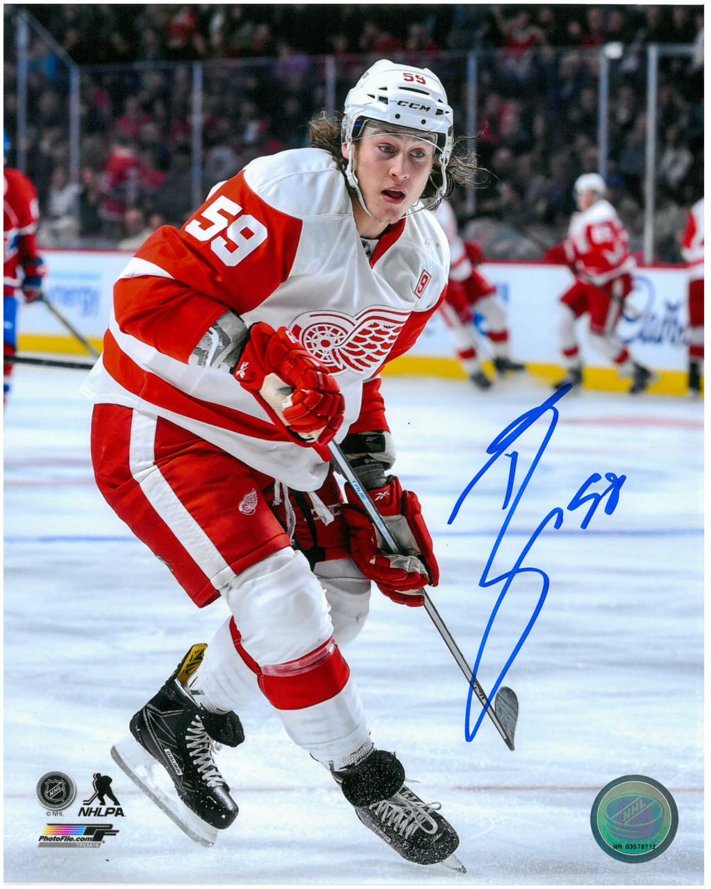 Tyler Bertuzzi Signed Detroit Red Wings Jersey Psa/Dna Coa Autographed  Hockey