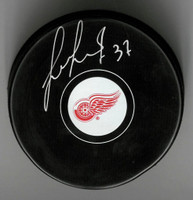 Evgeny Svechnikov Autographed Detroit Red Wings Souvenir Puck