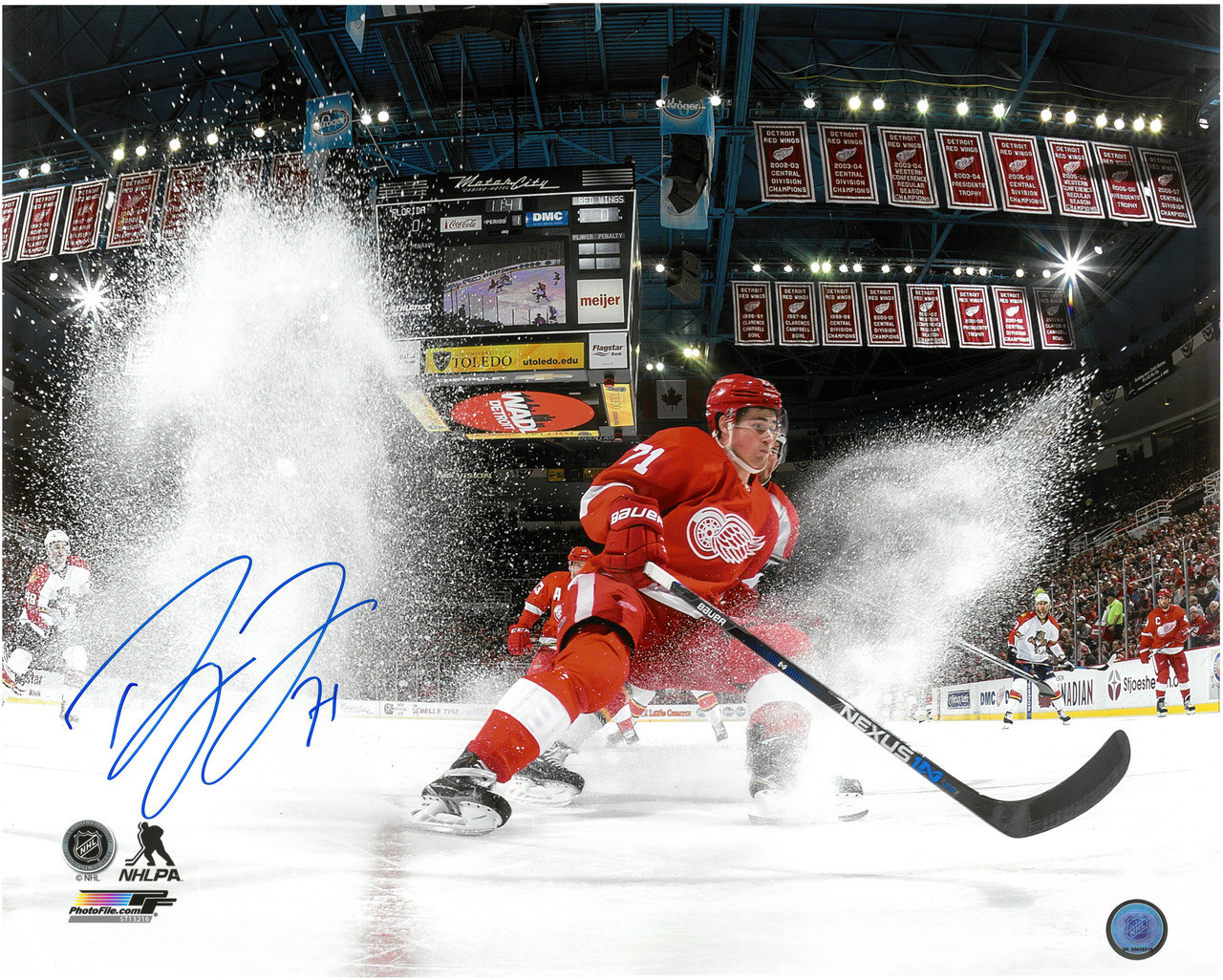 Dylan Autographed Detroit Wings 16x20 Photo #1 - Horizontal Ice - Detroit City Sports