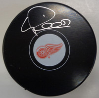 Valtteri Filppula Autographed Detroit Red Wings Logo Puck