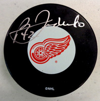 Bernie Federko Autographed Detroit Red Wings Puck