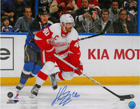 Henrik Zetterberg Autographed Detroit Red Wings 16x20 Photo #4 - 2013 Road