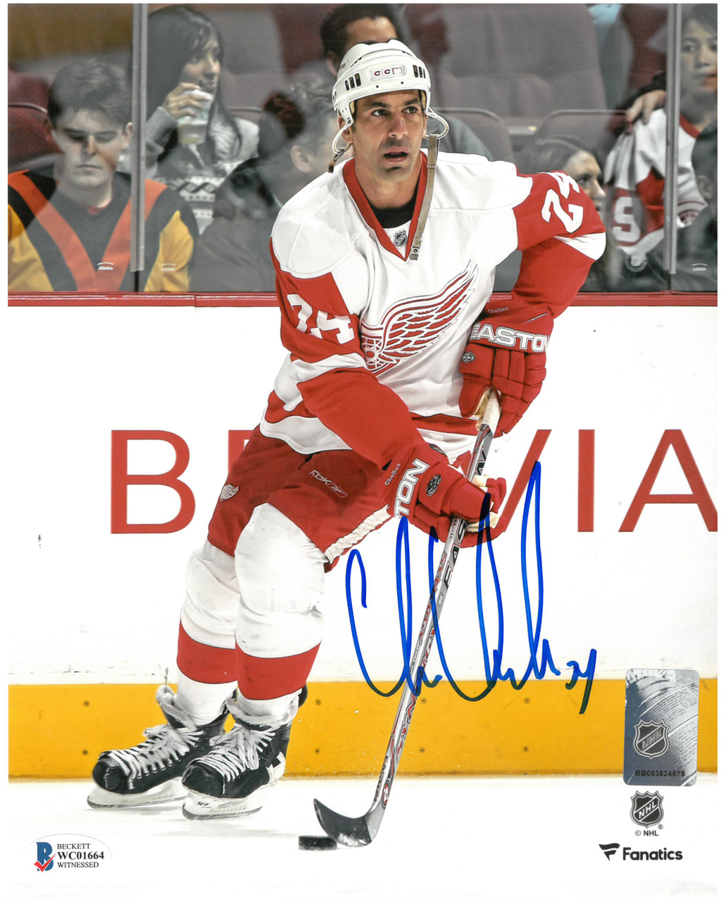 Chris Chelios Signed Detroit Red Wings Holding Stanley Cup 8x10 Photo w/02,  08 Champs