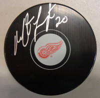 Martin Lapointe Autographed Detroit Red Wings Logo Puck