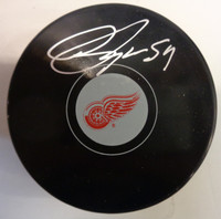 Bobby Ryan Autographed Detroit Red Wings Souvenir Puck