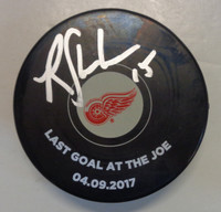 Riley Sheahan Autographed Detroit Red Wings Souvenir Puck with Screen Printing