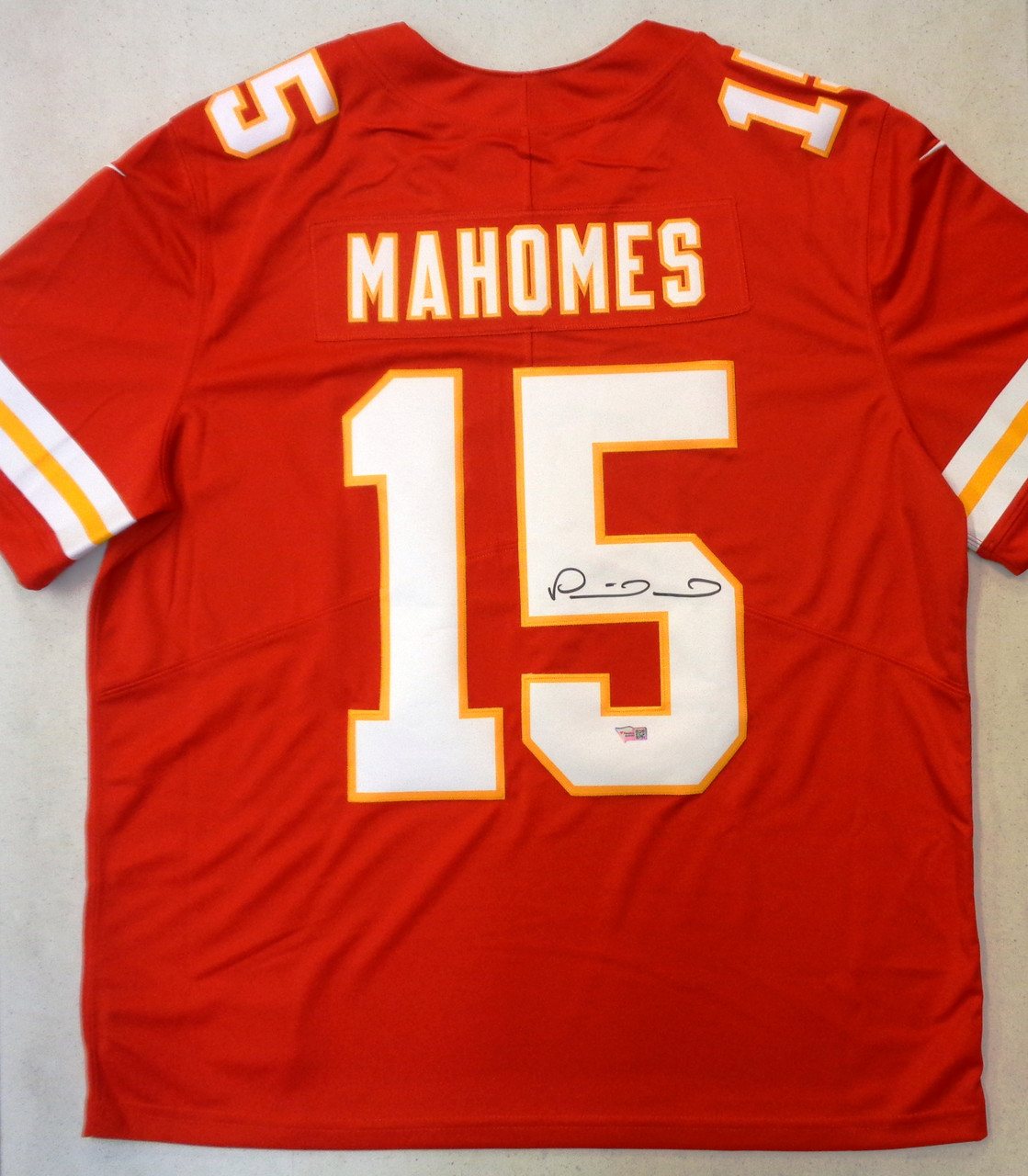 patrick mahomes jersey autographed