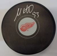 Moritz Seider Autographed Detroit Red Wings Souvenir Puck