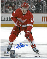 Pius Suter Autographed Detroit Red Wings 8x10